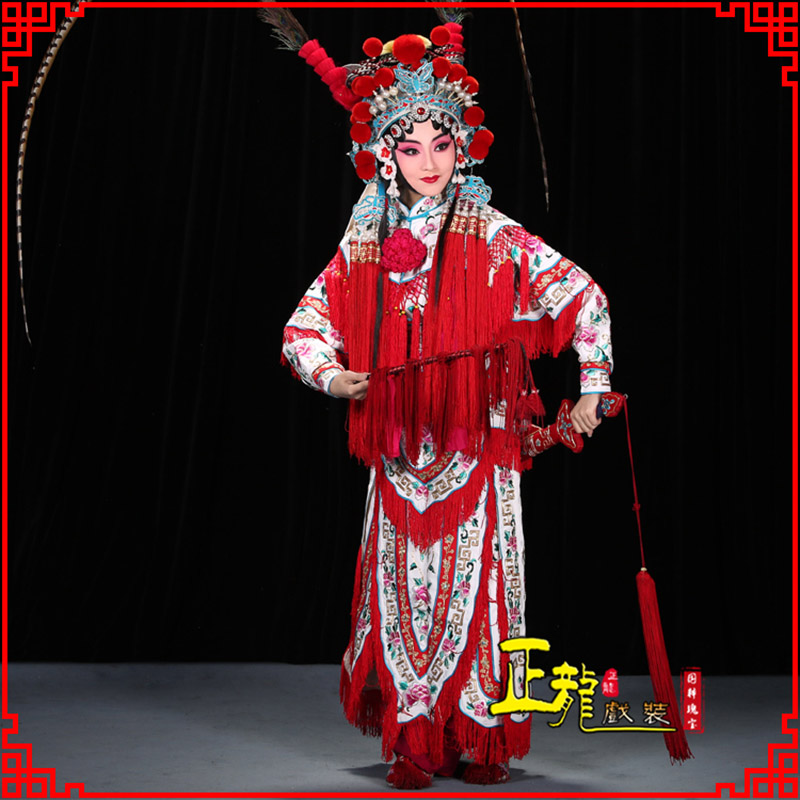 纳雍刀马旦改容战父 软绉镶边女改良靠